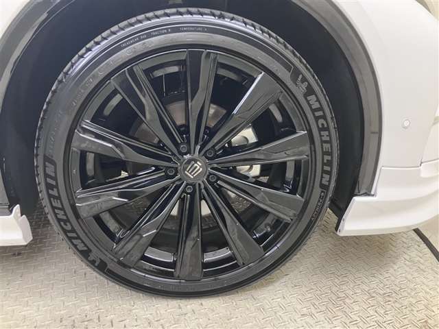 Toyota Crown Sport 10