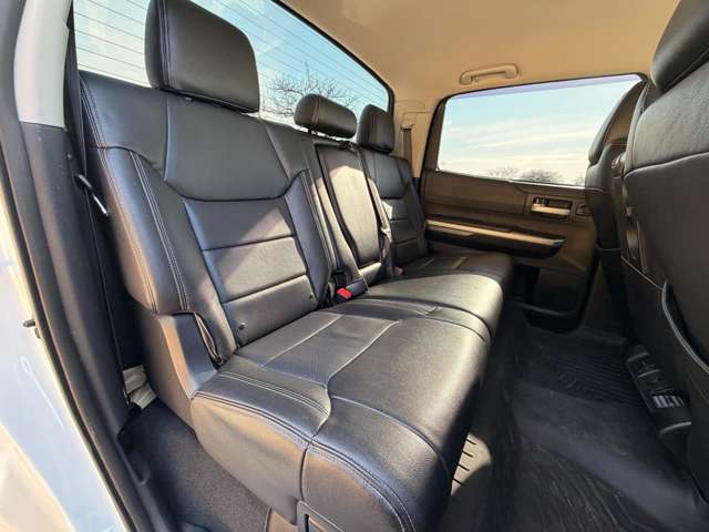 Toyota Tundra 12