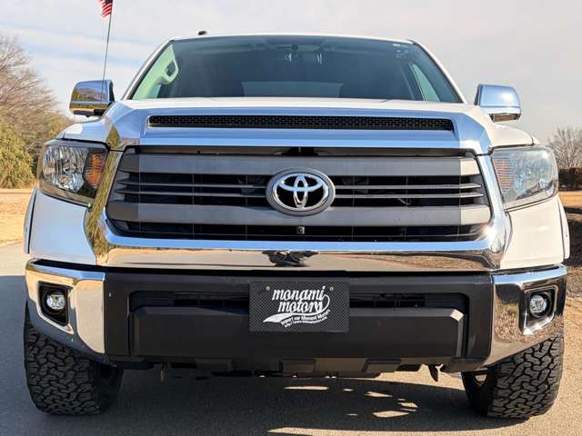 Toyota Tundra 2