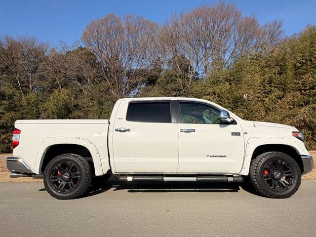 Toyota Tundra 4