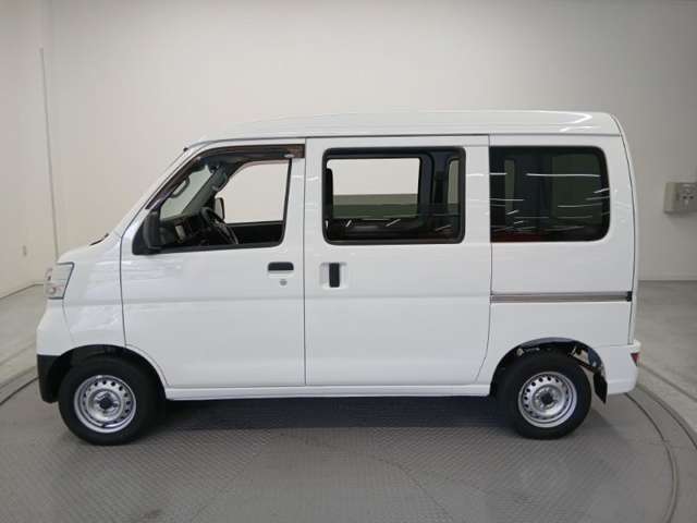 Daihatsu Hijet Cargo 8