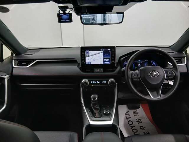 Toyota RAV4 PHV 12