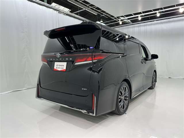 Toyota Vellfire 7