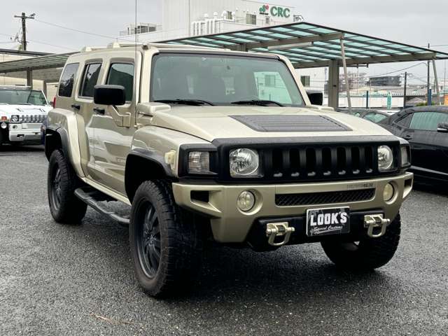 Hummer H3 4