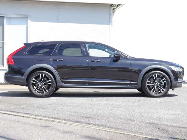 Volvo V90 Cross Country 7
