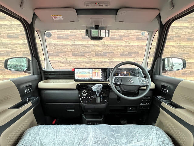 Mitsubishi Delica Mini 3