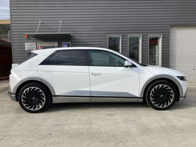 Hyundai アイオニック5 4