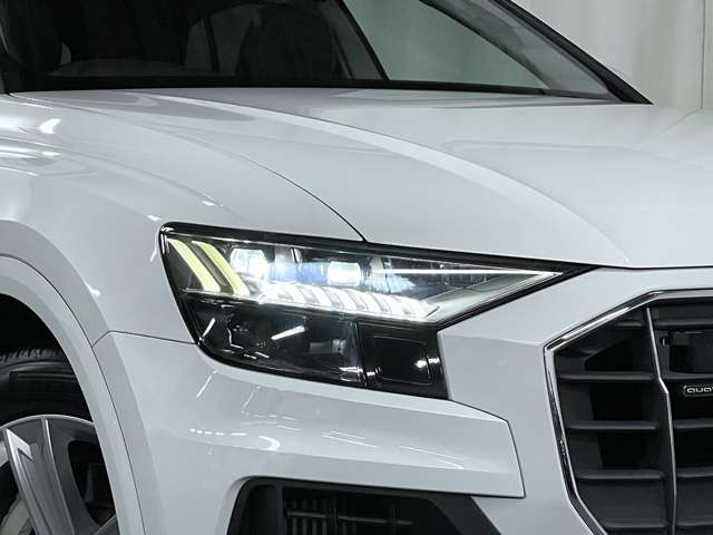 Audi Q8 12