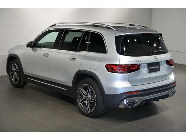 Mercedes-Benz GLB 11