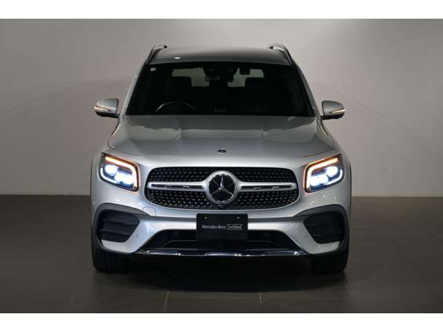 Mercedes-Benz GLB 6