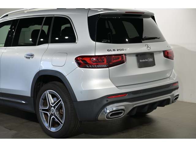 Mercedes-Benz GLB 10