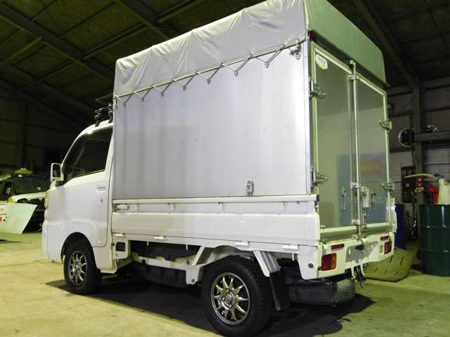 Toyota Pixis Truck 8