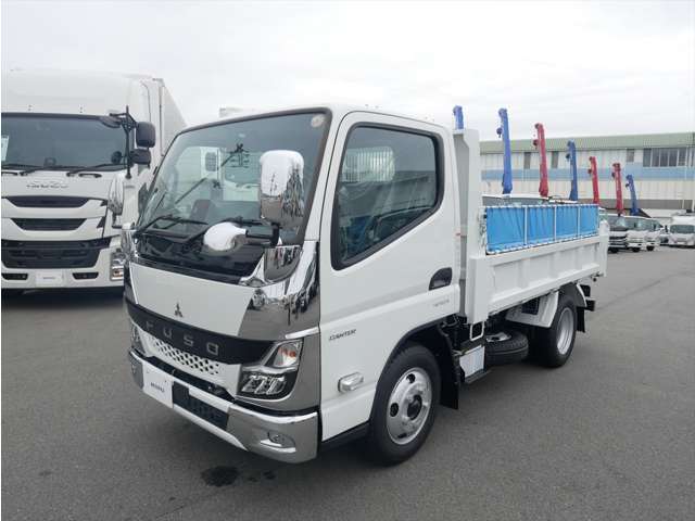 Mitsubishi Fuso Canter 4