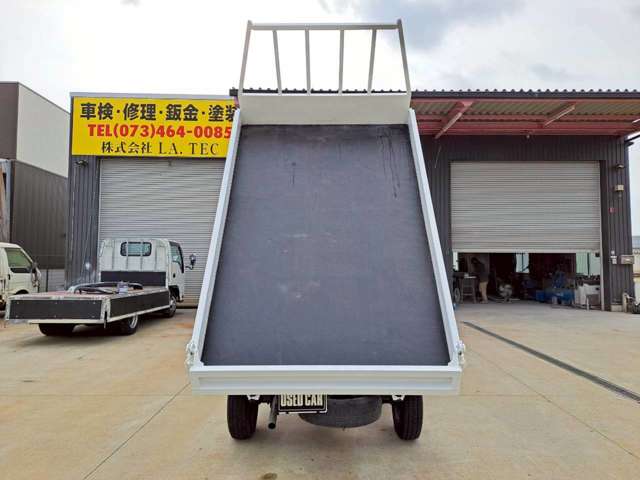 Mazda Bongo Truck 11