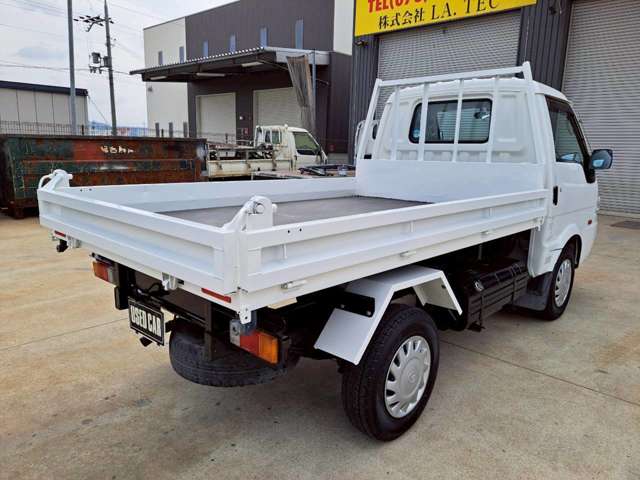 Mazda Bongo Truck 8