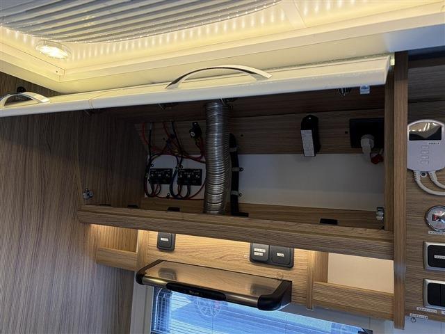Mitsubishi Fuso Canter 11