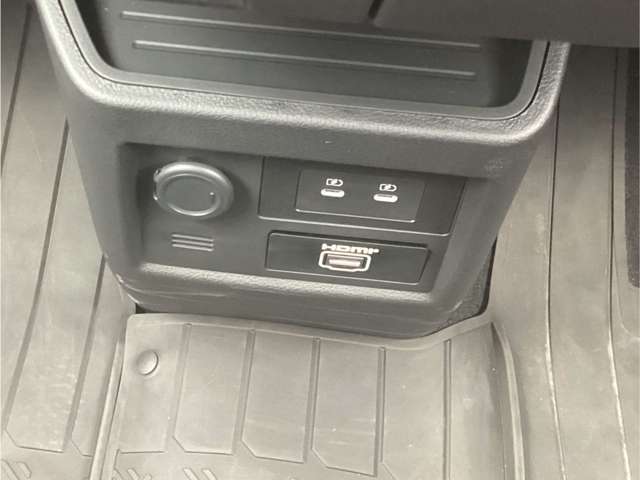 Mitsubishi Delica Mini 9