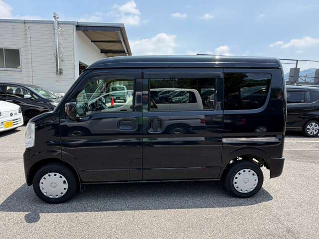 Nissan NV100 Clipper 11