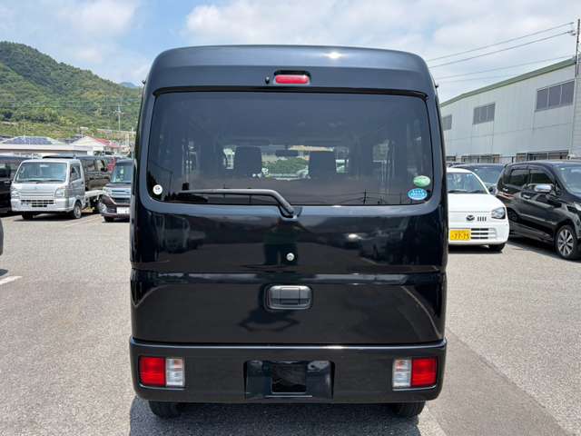 Nissan NV100 Clipper 9