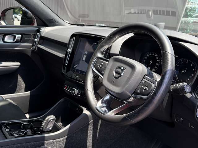 Volvo XC40 11