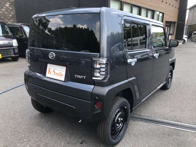 Daihatsu Taft 6