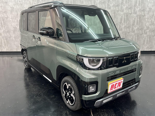Mitsubishi Delica Mini 2