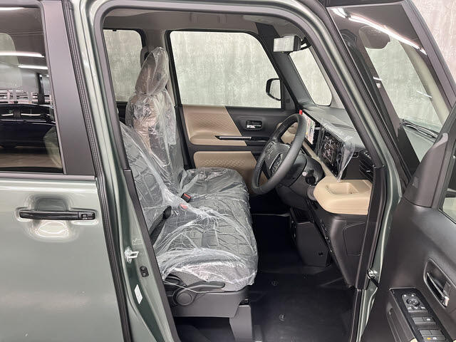Mitsubishi Delica Mini 7