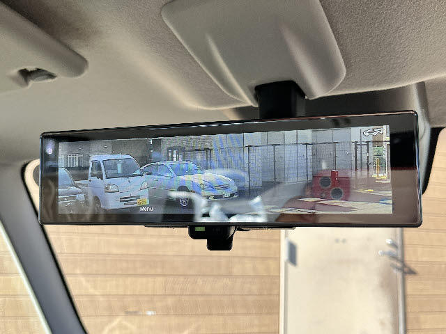Mitsubishi Delica Mini 11