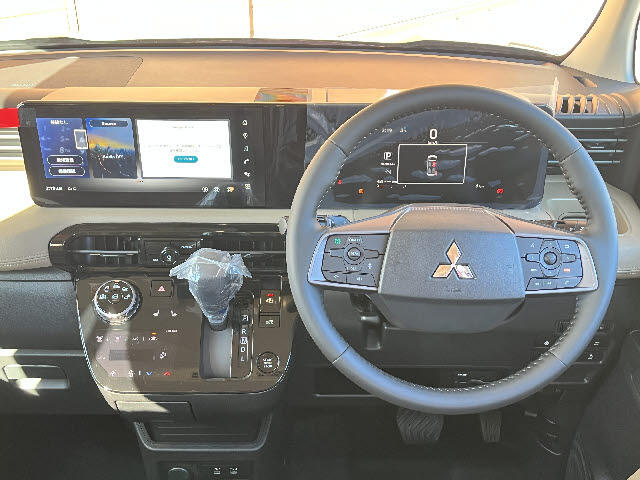 Mitsubishi Delica Mini 3