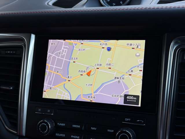 Porsche Macan 12