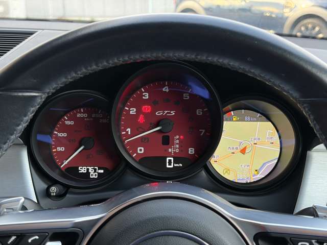 Porsche Macan 7
