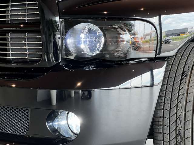 Dodge Ram 7