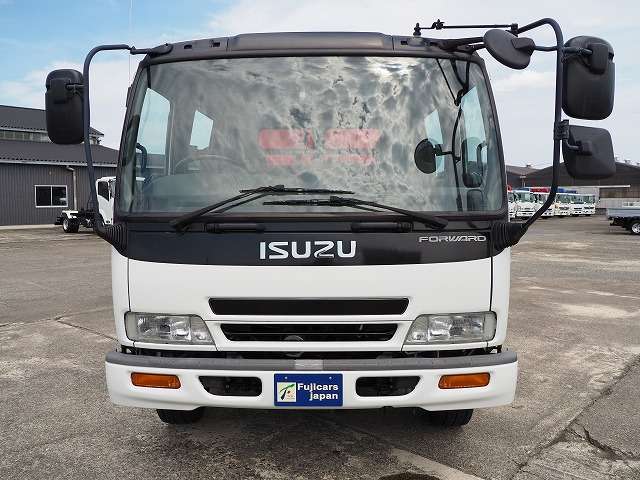Isuzu Forward 5
