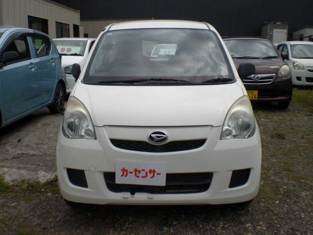 Daihatsu Mira 2