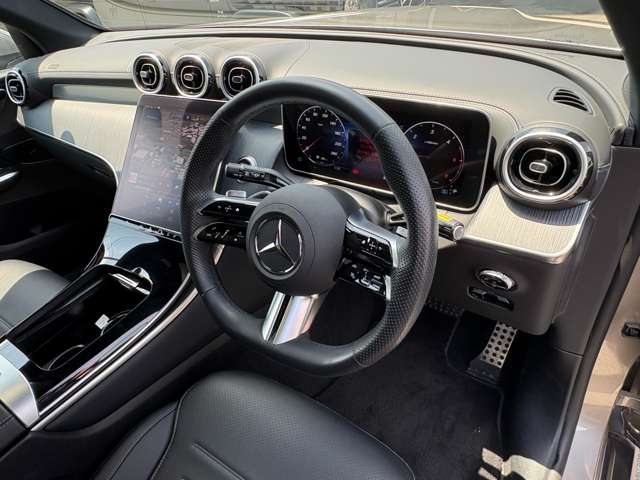 Mercedes-Benz GLC 10