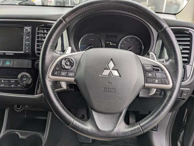 Mitsubishi Outlander PHEV 11