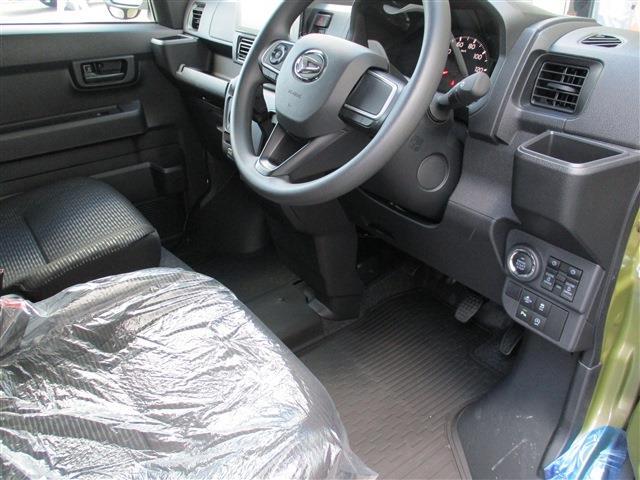 Daihatsu Hijet Deck Van 11