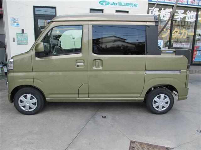Daihatsu Hijet Deck Van 7