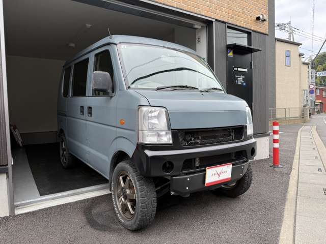 Nissan NV100 Clipper 2