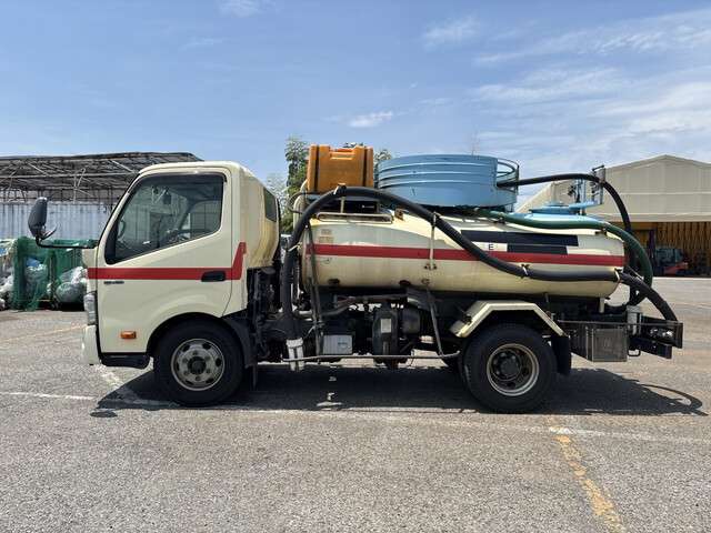 Hino Dutro 5