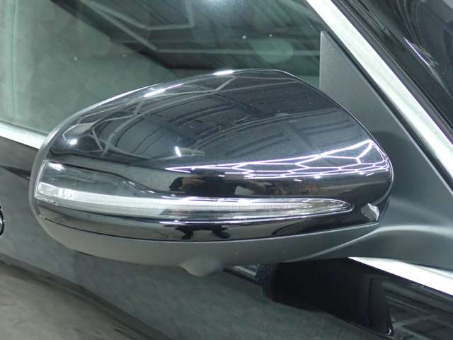 Mercedes-Benz GLB 12