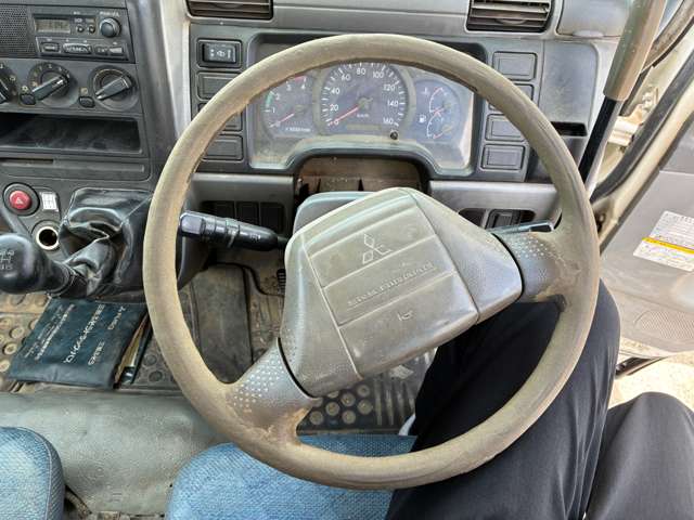 Mitsubishi Fuso Canter 12