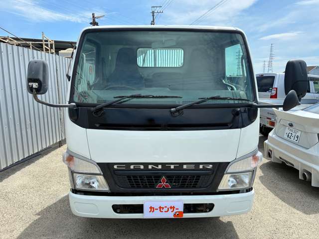 Mitsubishi Fuso Canter 2