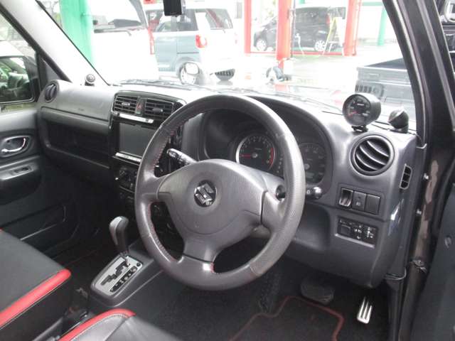 Suzuki Jimny 4