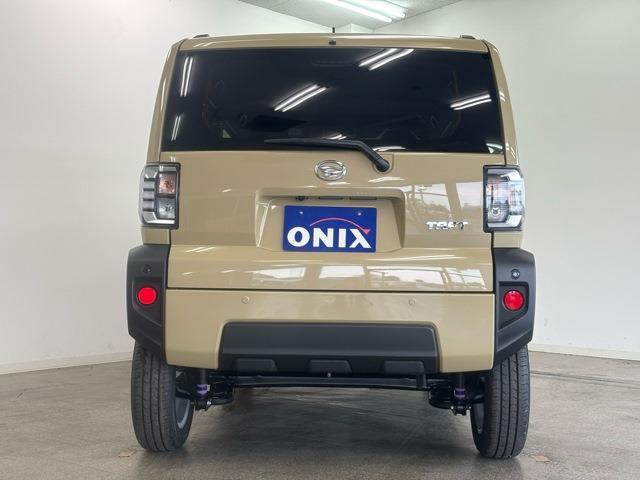 Daihatsu Taft 11