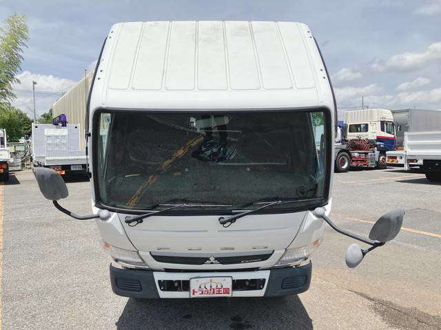 Mitsubishi Fuso Canter 8