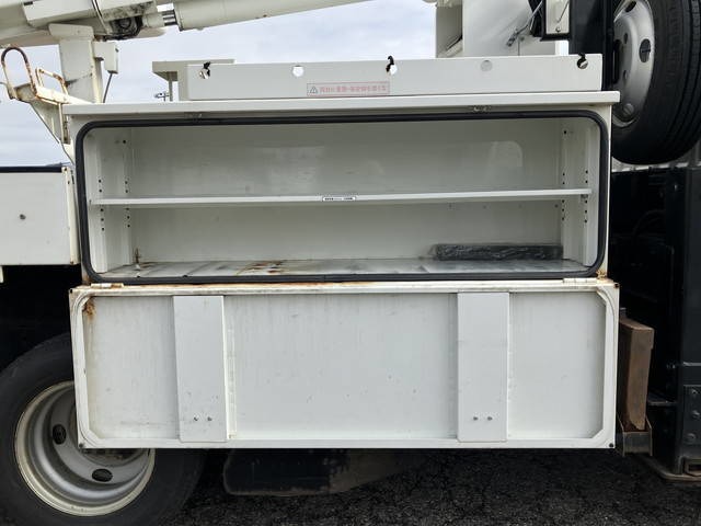Isuzu Elf 12