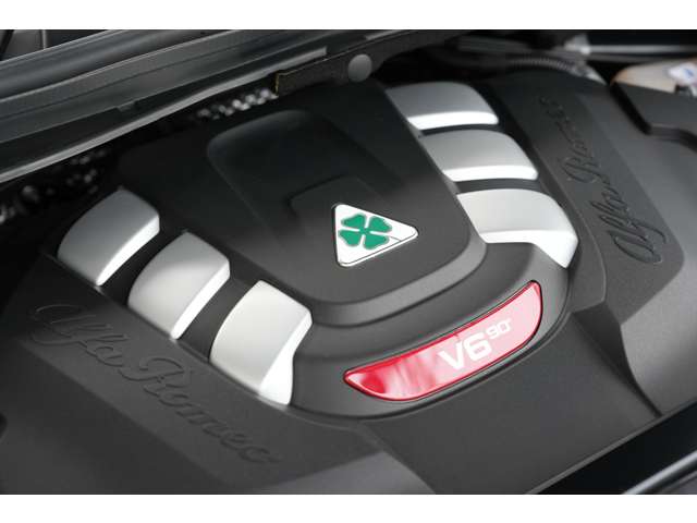 Alfa Romeo Stelvio 11