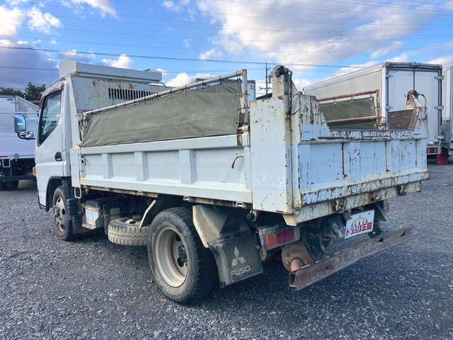 Mitsubishi Fuso Canter 2