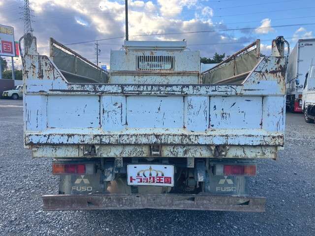 Mitsubishi Fuso Canter 6